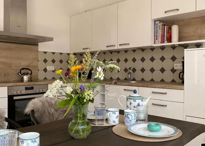 Storchennest * Steenfeld